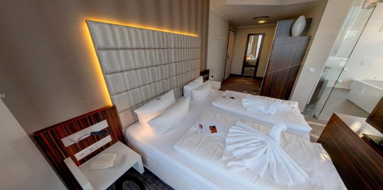Business-Hotel Artes شيمنيتز المظهر الخارجي الصورة